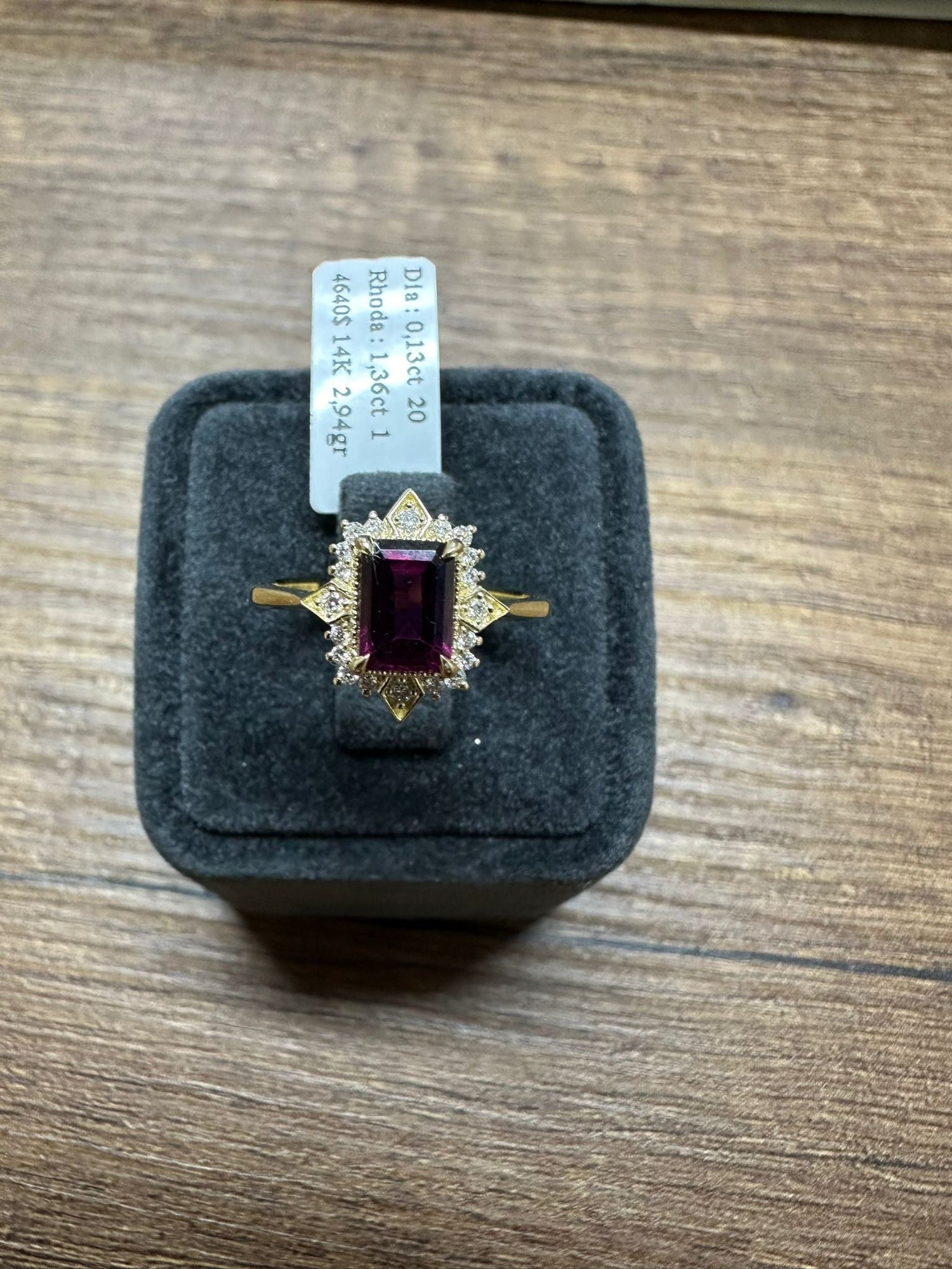 Renkli Taşlı Pırlanta Yüzük