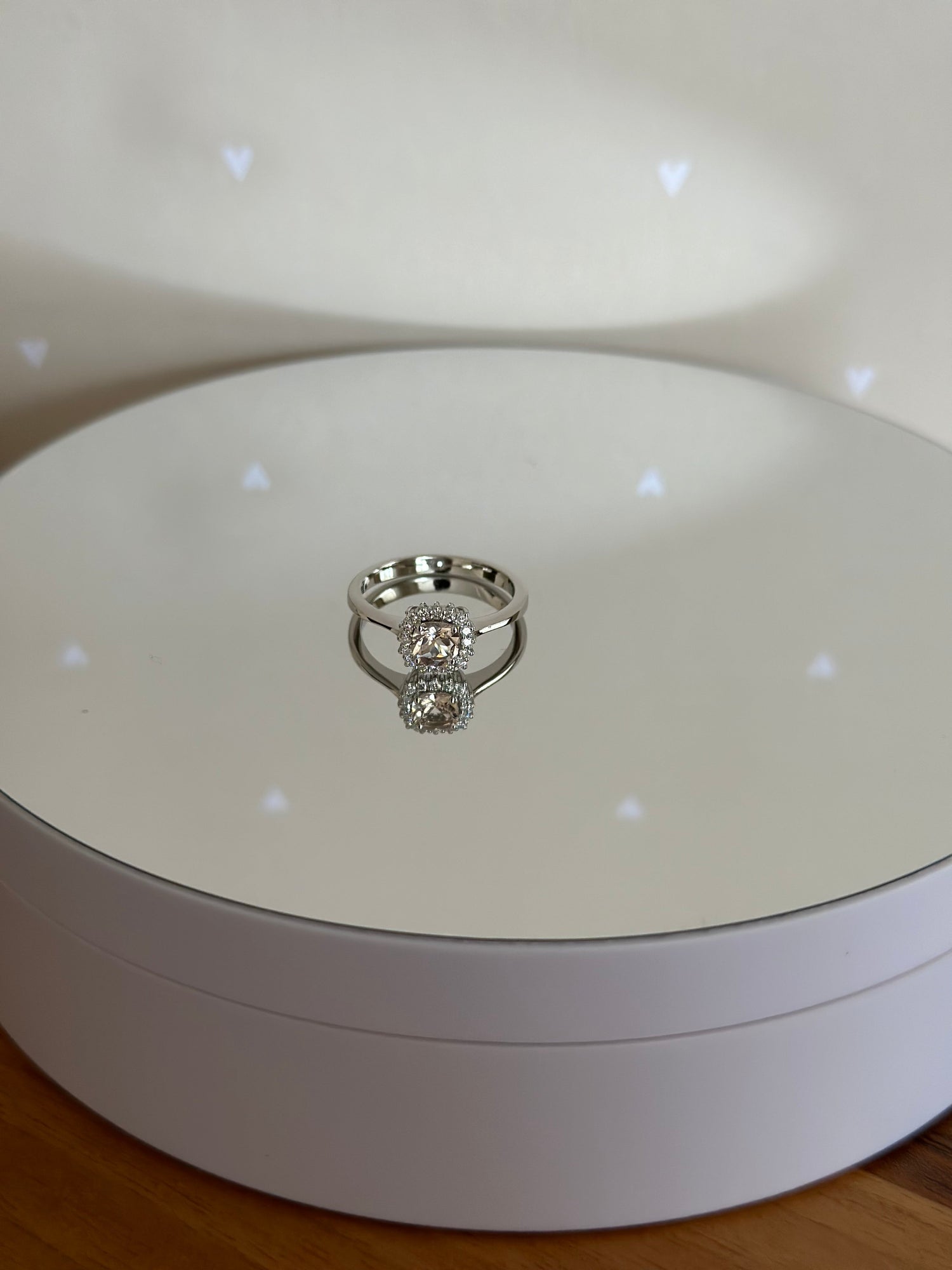 Renkli Taşlı Pırlanta Yüzük