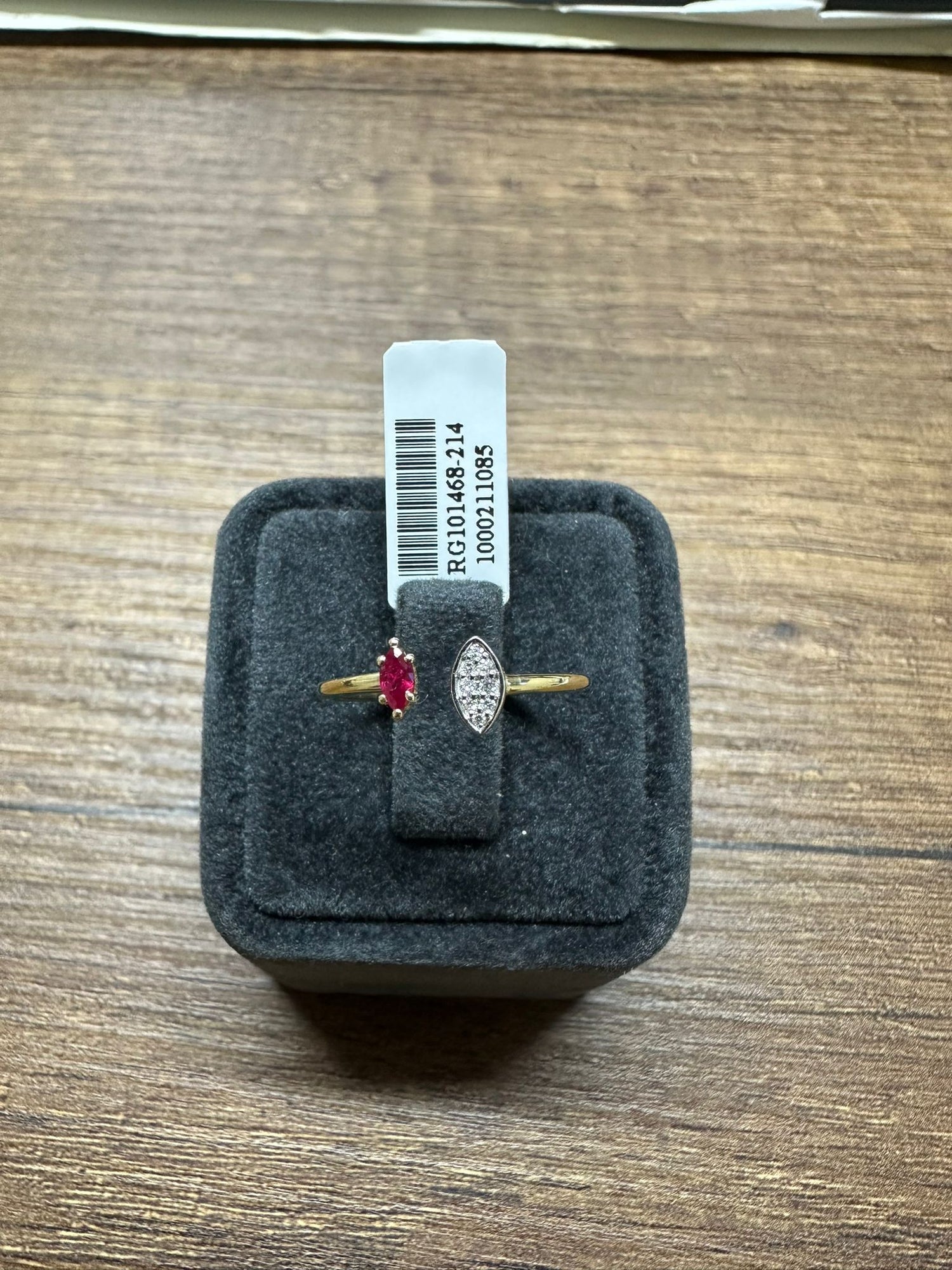 Renkli Taşlı Pırlanta Yüzük