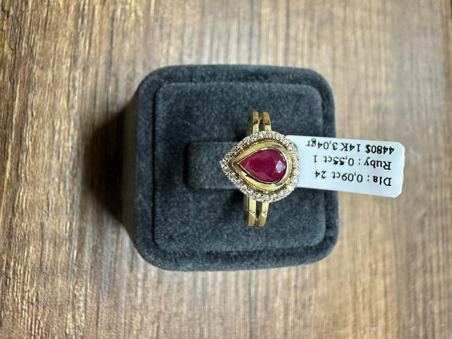 Renkli Taşlı Pırlanta Yüzük